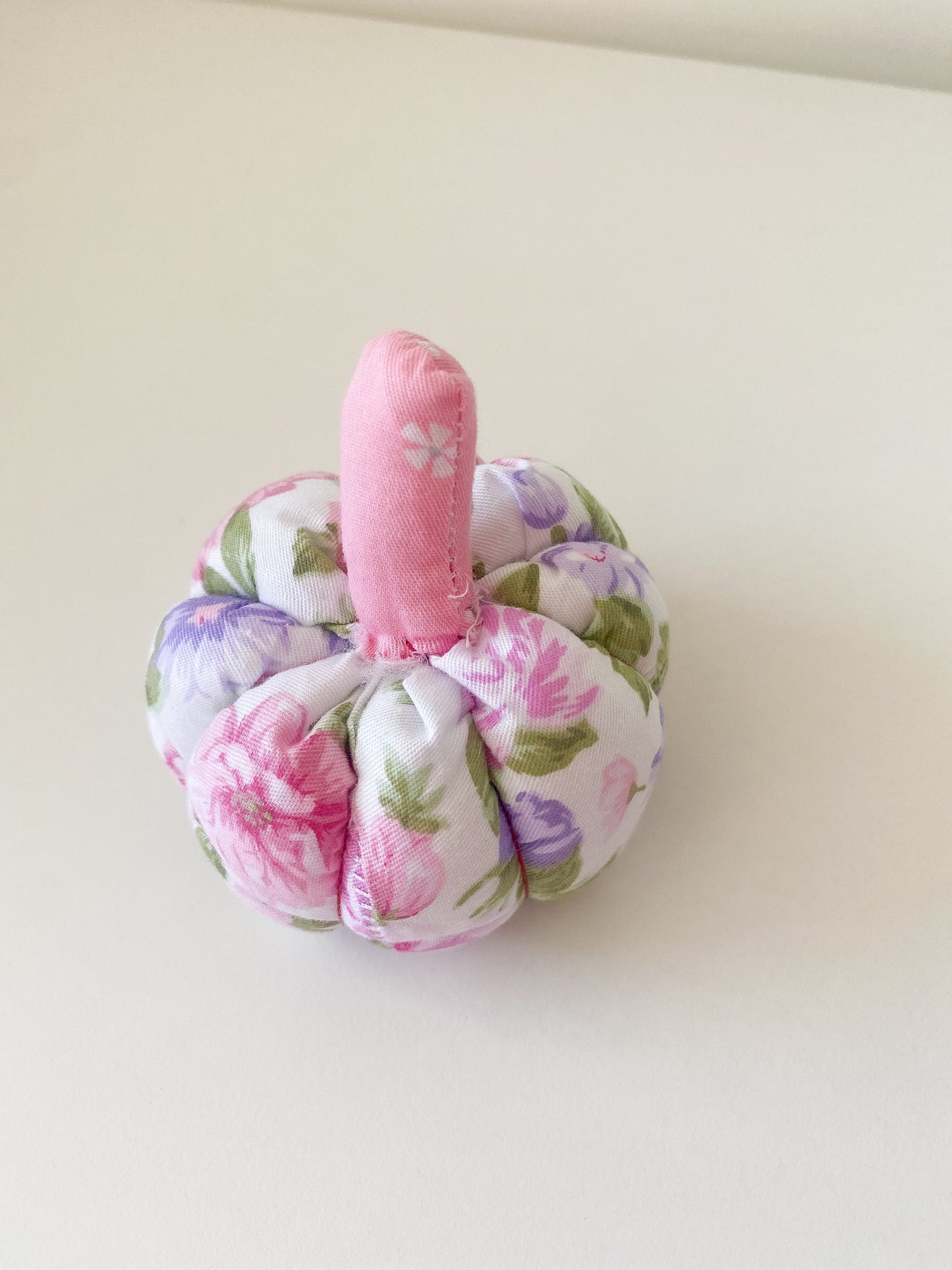 Zucchetta Bianca fiori Lilla