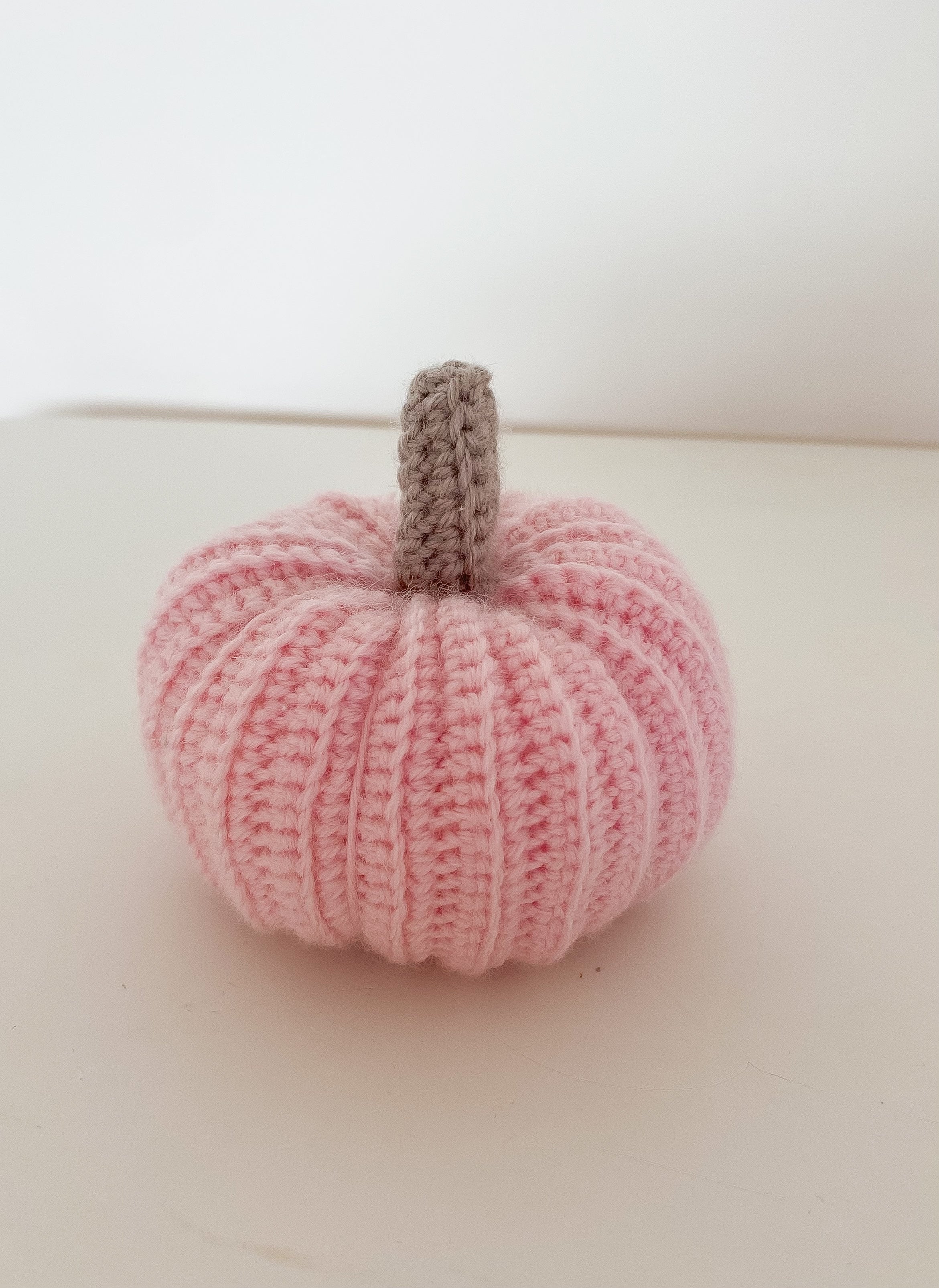 Zucchetta in lana rosa(grande)