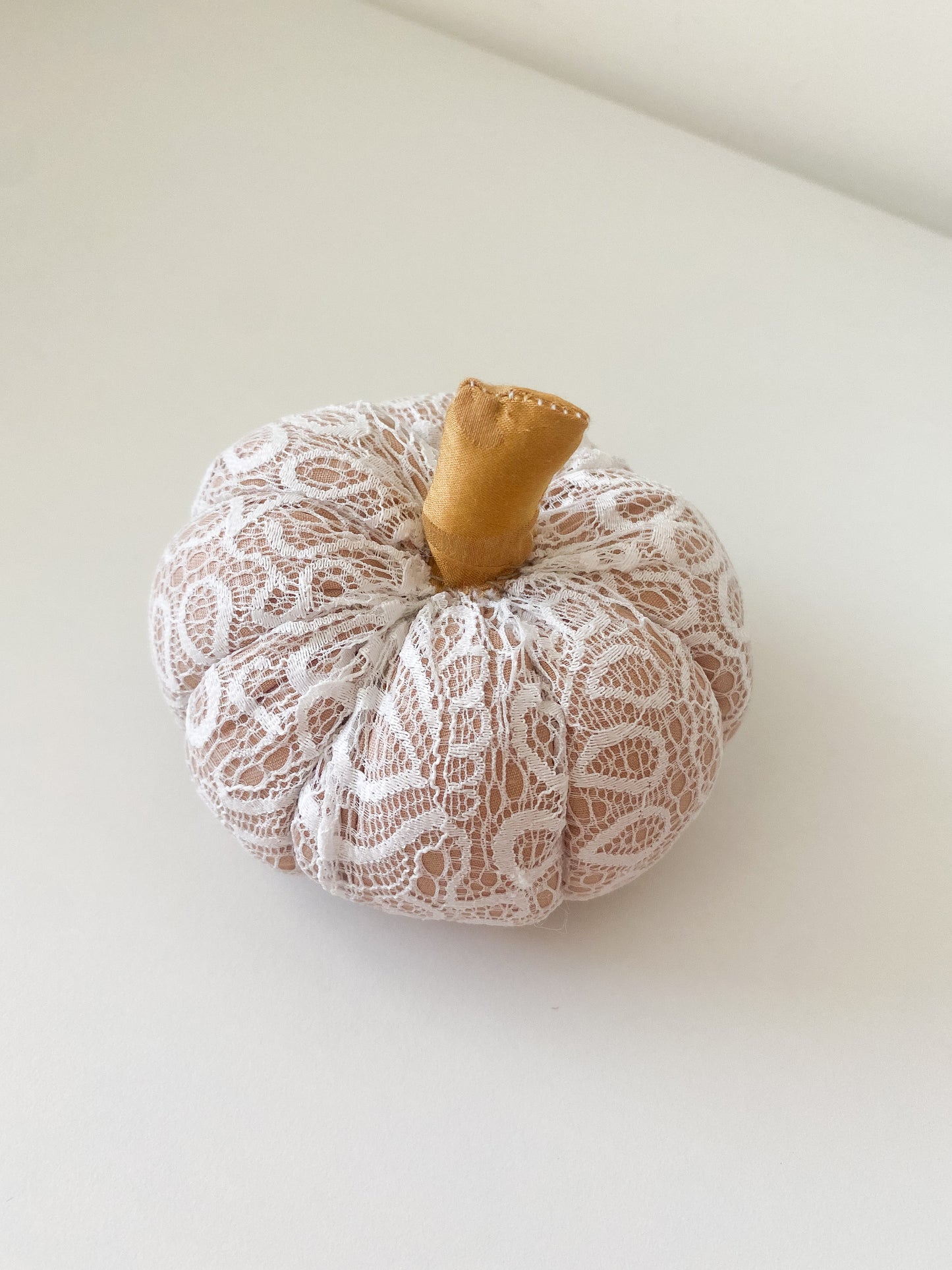 Zucchetta Beige Merletto